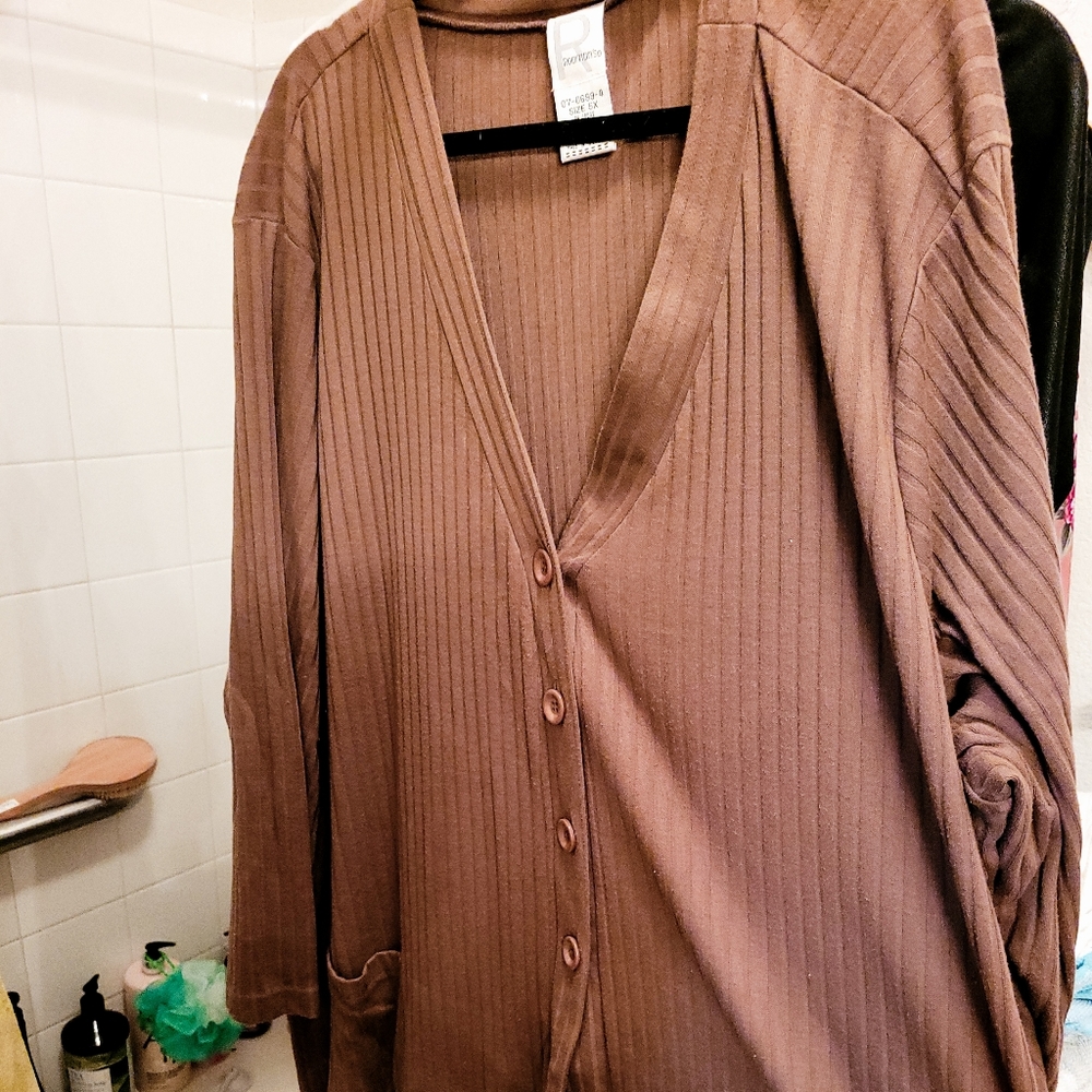 Roamans 5X Long Button Down Sweater
